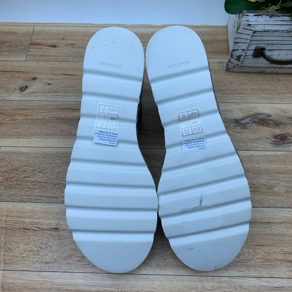 Dolce Vita
Larita Espadrille Platform Sandal - Picture 7 of 16